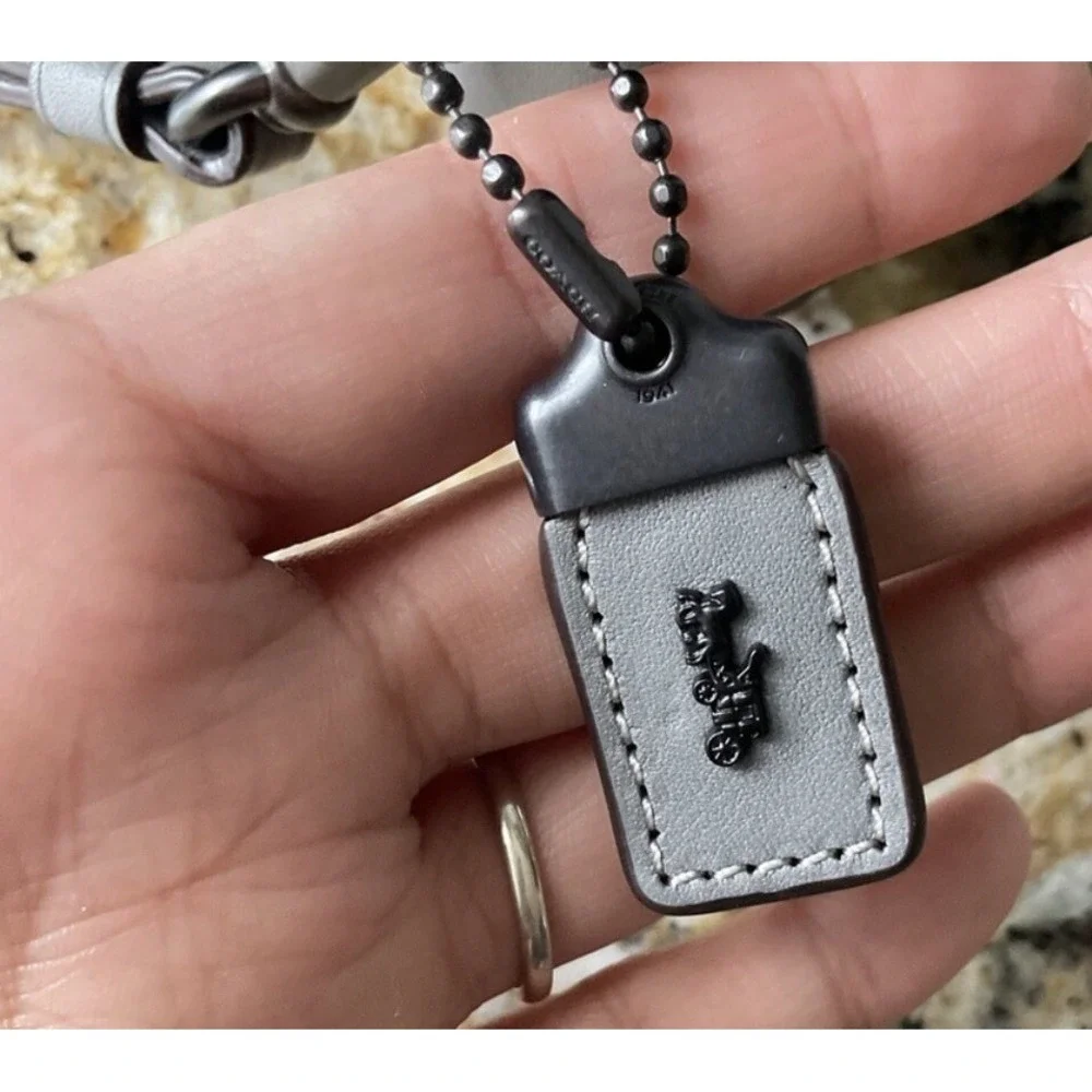 Coach 1941 Studded Grey Leather Wristlet Pouch Style‎ 57184 Gunmetal